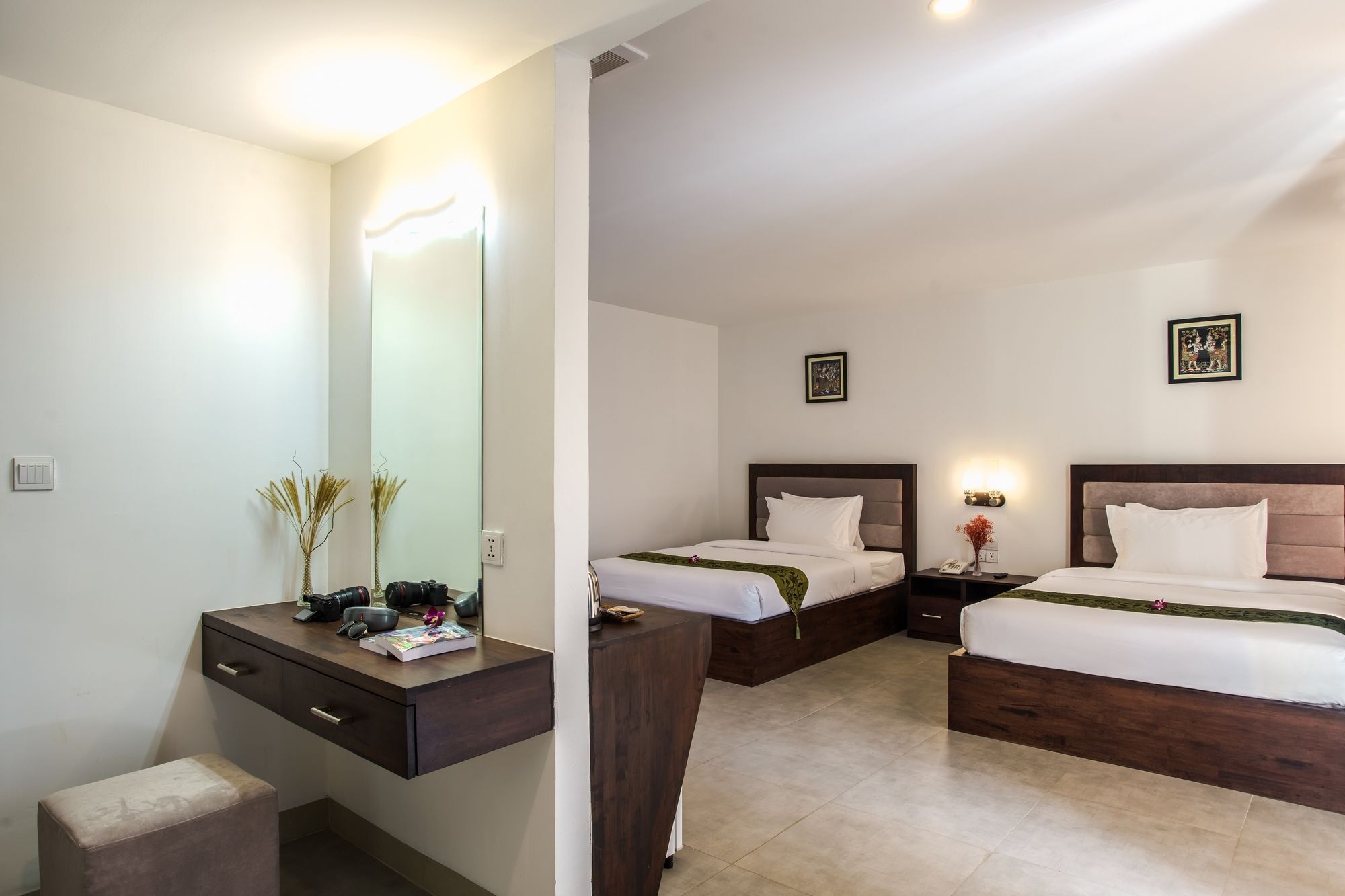 Kuch Oudom Hotel Пном Пен Екстериор снимка